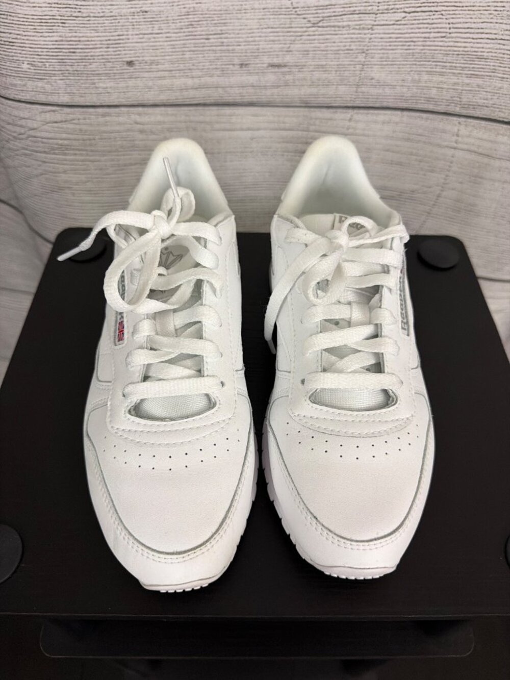 Reebok Classic Leather Sneakers White Size 7.5